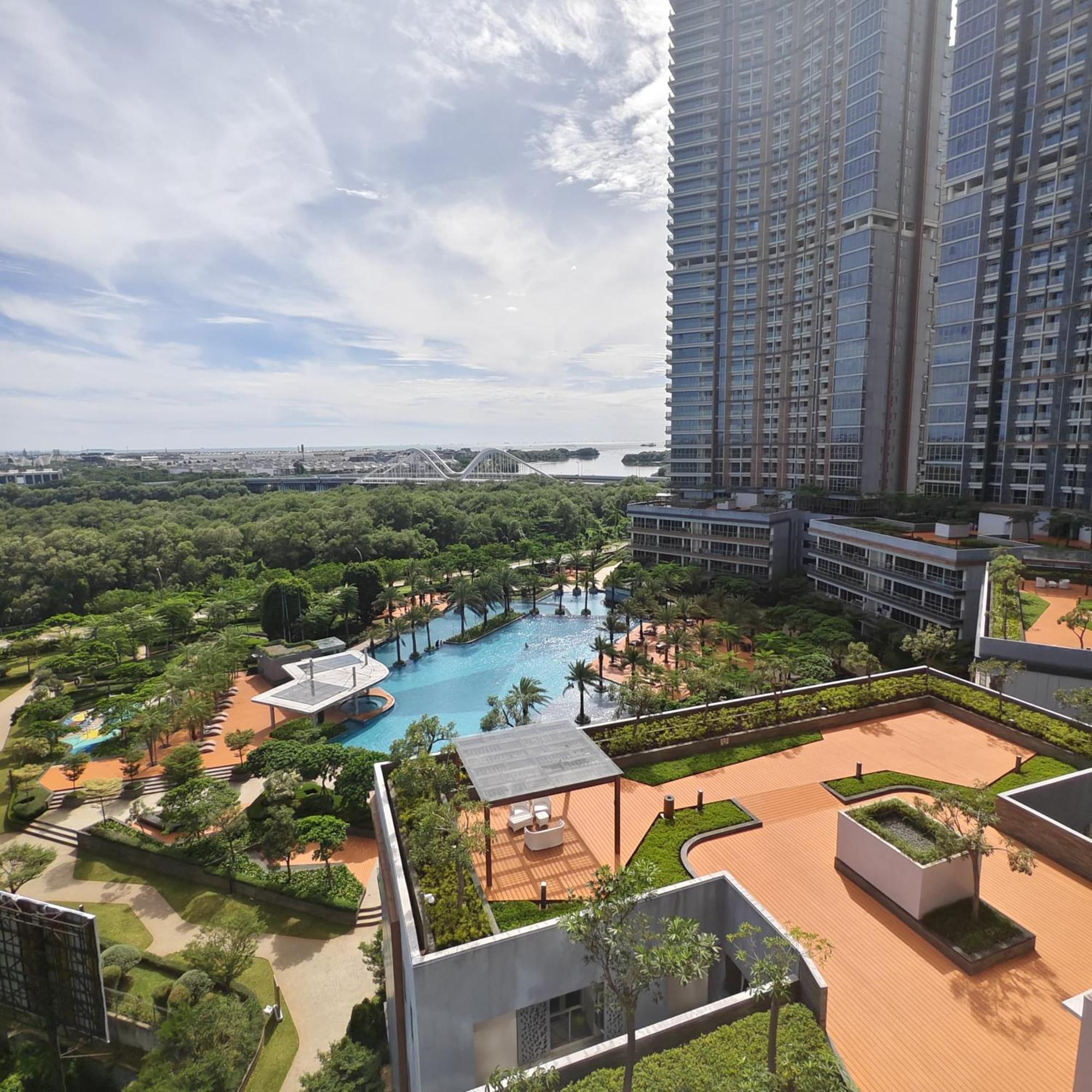 Pik Gold Coast By All Property Residence Джакарта Экстерьер фото